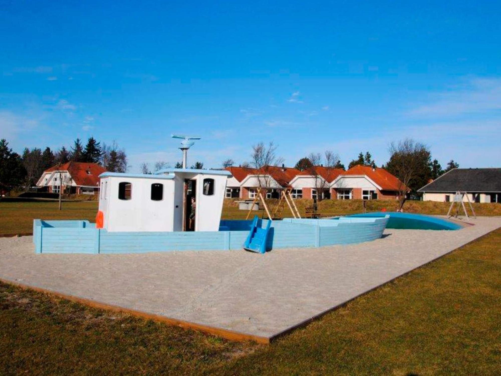 6 Person Holiday Home On A Holiday Park In Bl Vand Blåvand Exterior photo